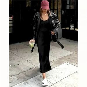 Rumored Black Sleeveless Tank Flare Midi Dress XS Parisian Scoop Neck Minimalist